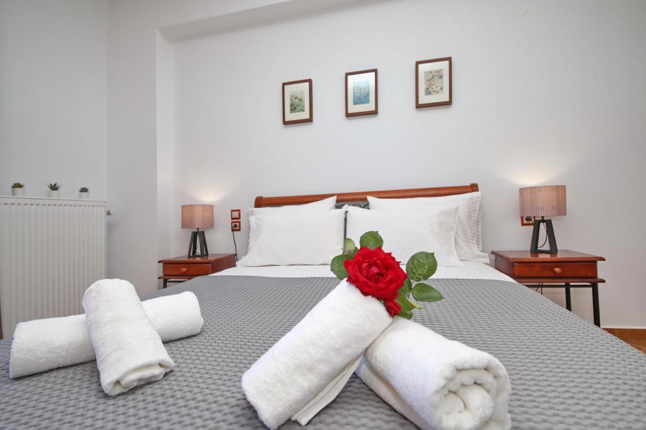 Villa Margini, Aegean Views , Pool Villa, Skopelos エクステリア 写真