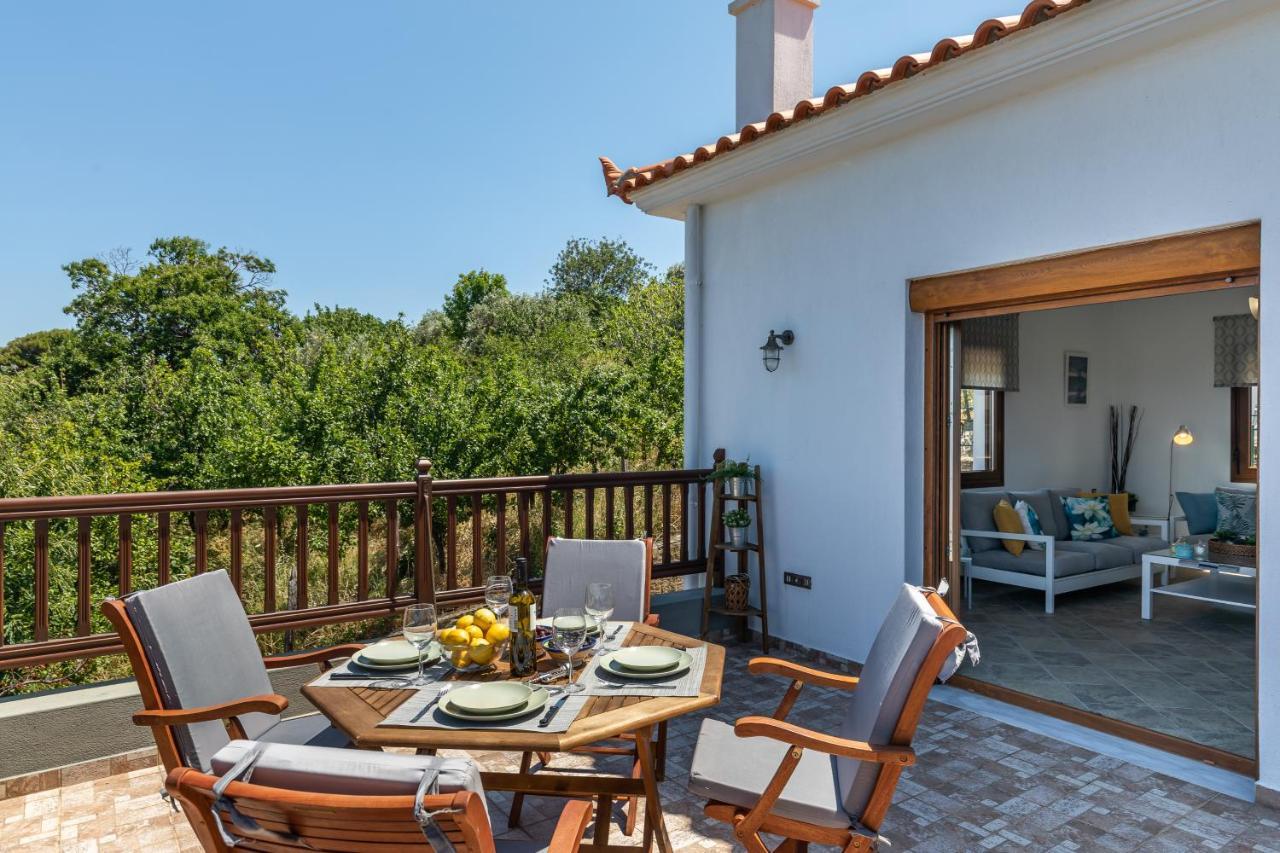 Villa Margini, Aegean Views , Pool Villa, Skopelos エクステリア 写真