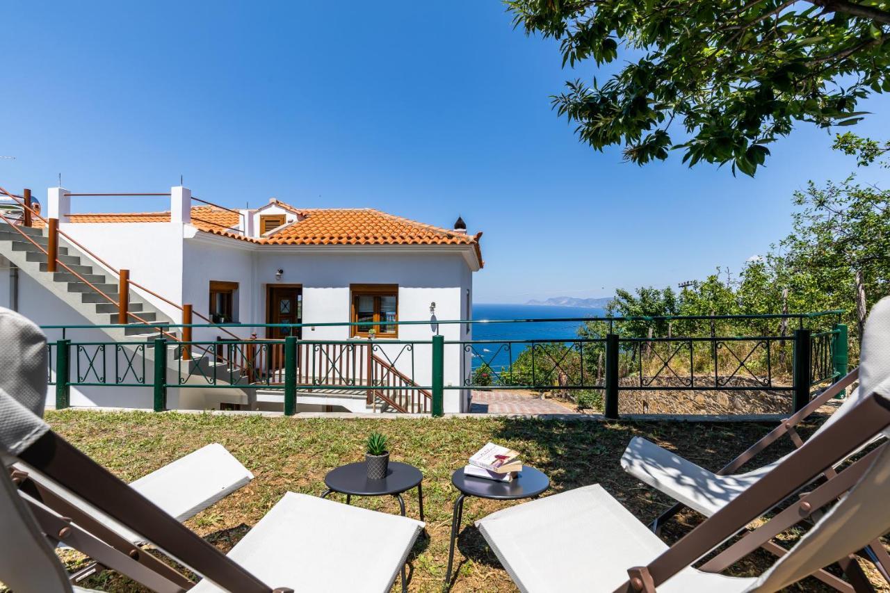 Villa Margini, Aegean Views , Pool Villa, Skopelos エクステリア 写真