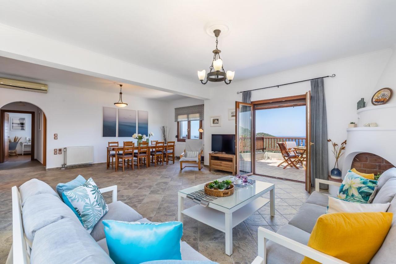 Villa Margini, Aegean Views , Pool Villa, Skopelos エクステリア 写真